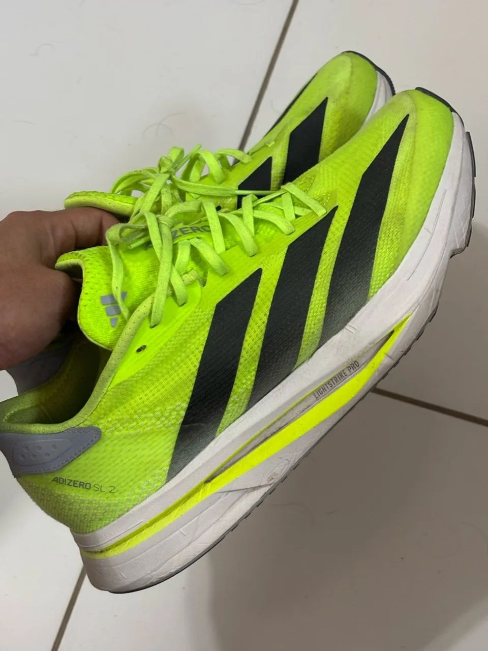 Adizero tamanho 40