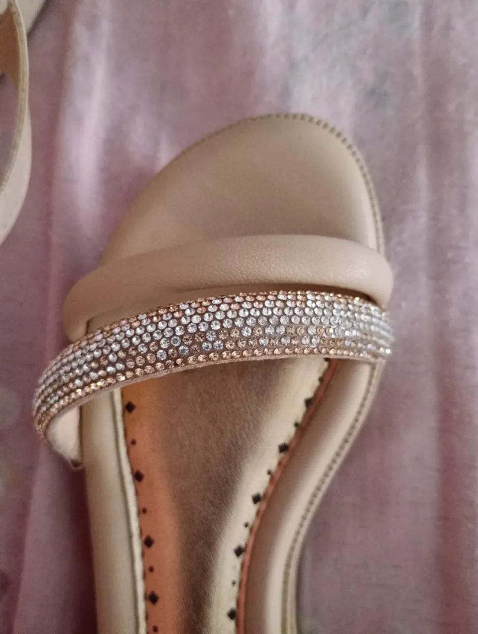 Vendo Sandália Novinha  - Foto 2