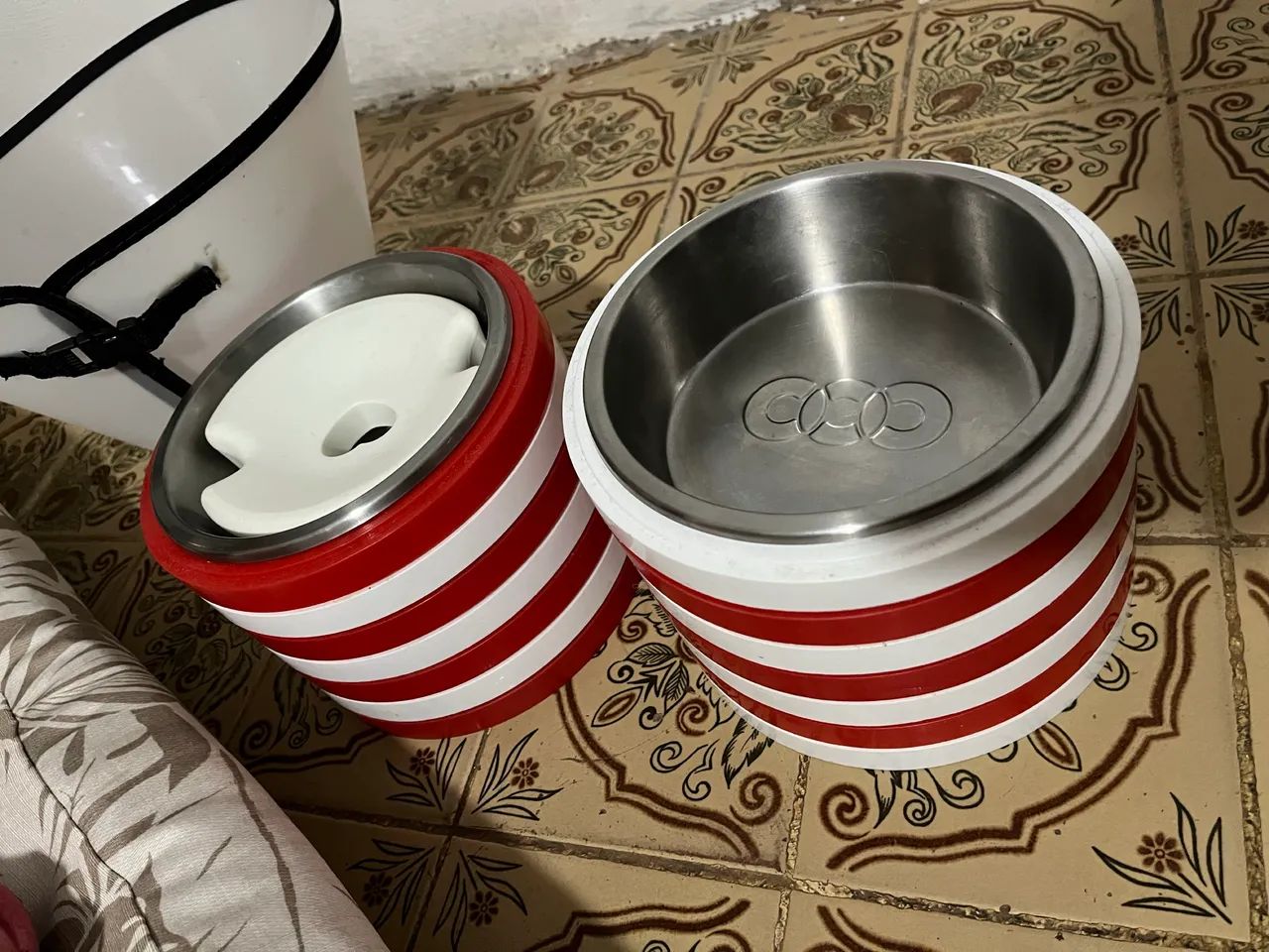 Kit Completo Cachorro GG - Cama + Comedouro + Brinquedos + Roupa Cirúrgica - Foto 5