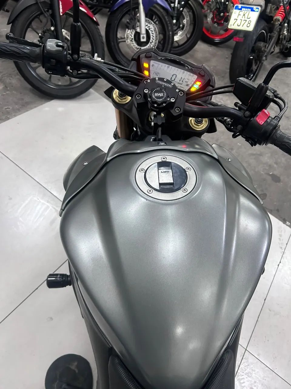SUZUKI GSX S1000 ABS - Foto 5