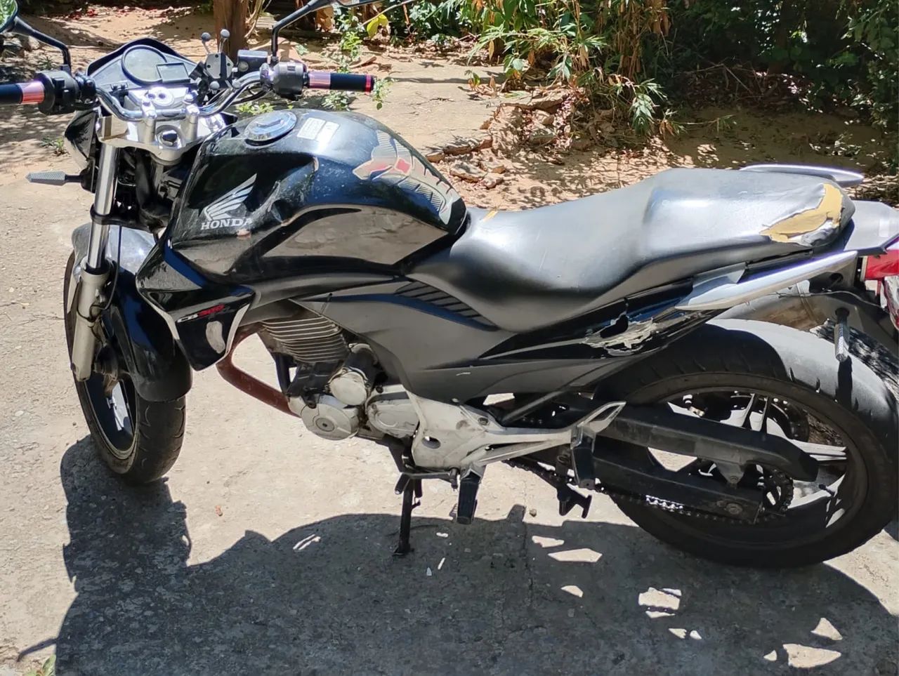 CB300 2013 - Foto 2