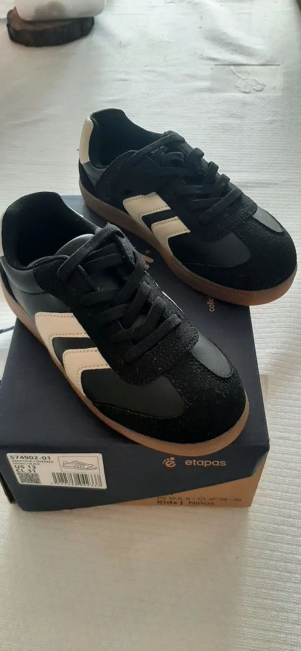 Tenis 31 de couro importado novo na caixa