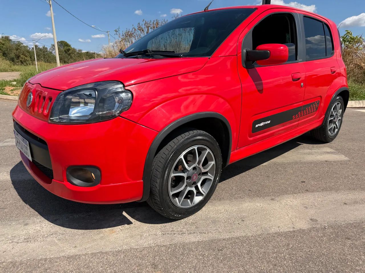 Fiat Uno Sporting 1.4 EVO Fire Flex 8V 4P 2013 - Foto 3