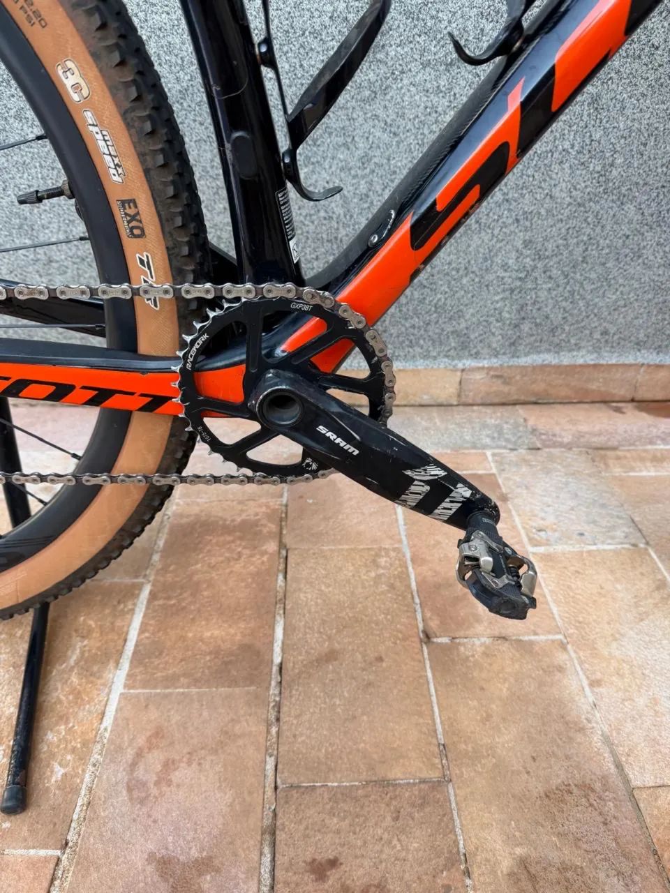 Scott Scale Carbon Fox SRAM 12v c/ Rodas Carbono - R$ 13.000