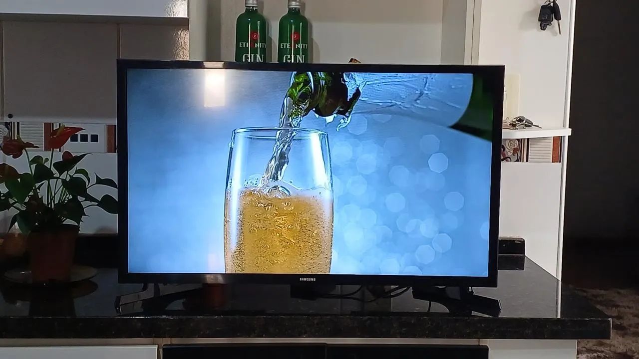 Tv smart 32 polegadas Samsung tizen fullhd - Foto 3