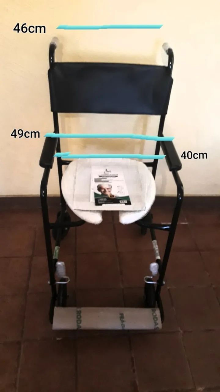 Cadeira de roda para banho nova  - Foto 5