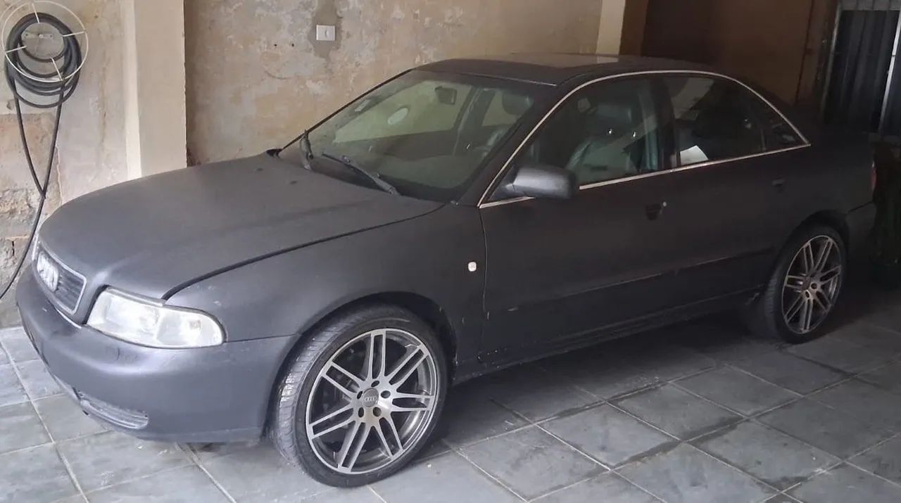Audi A4 2.4 30V Tip./multitronic 1998 - Foto 3