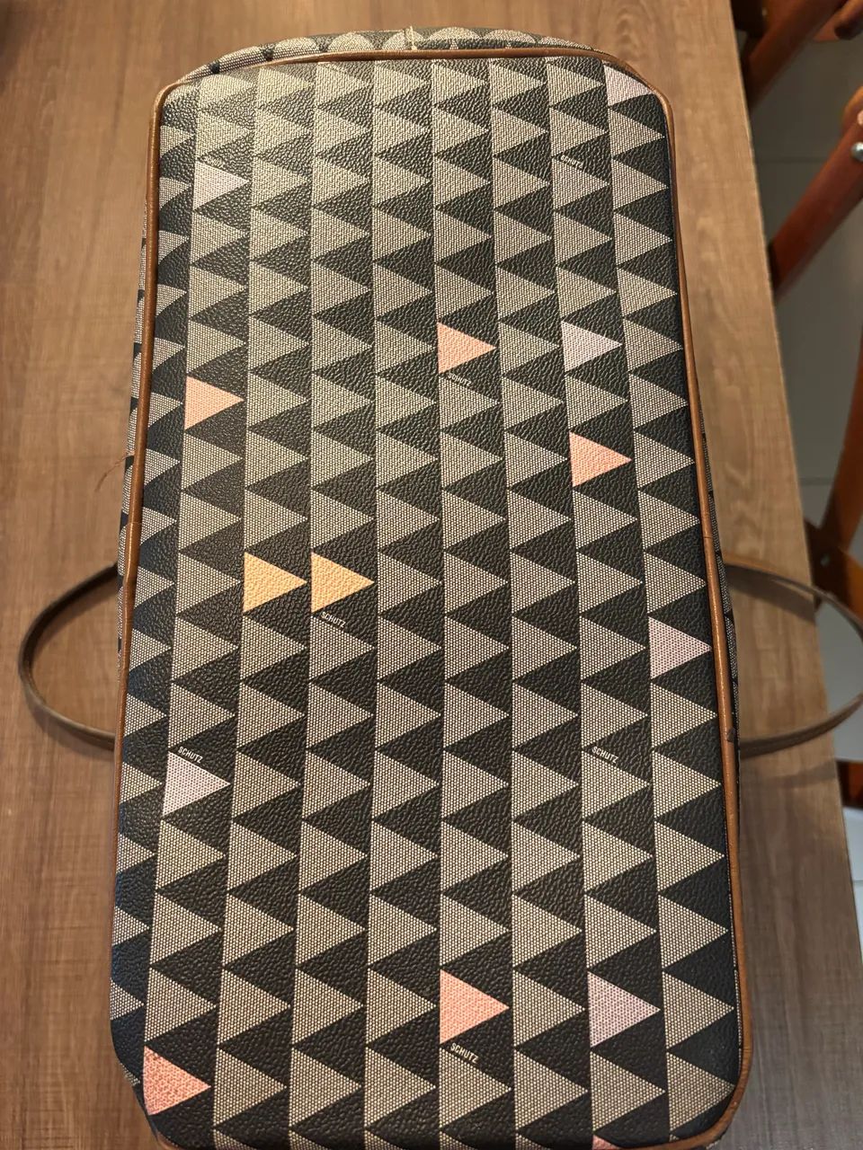 Bolsa triangle Schutz maravilhosa!!! - Foto 2