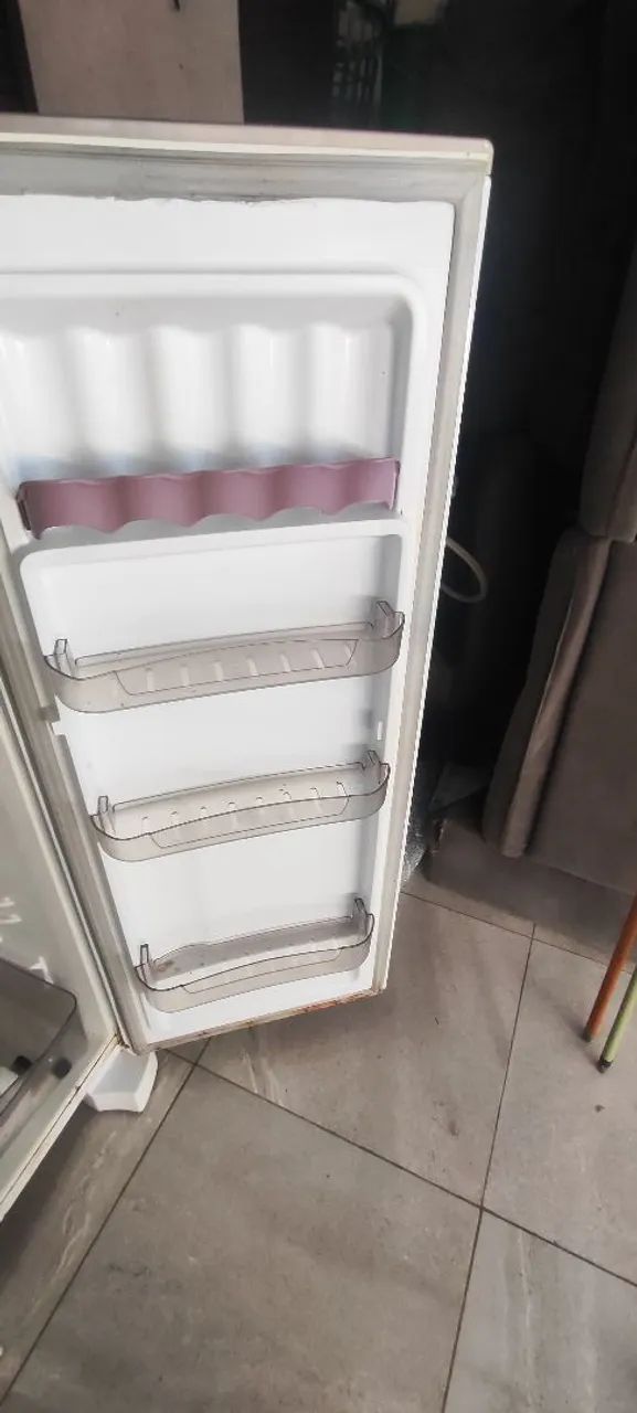 Geladeira eletrolux - Foto 4