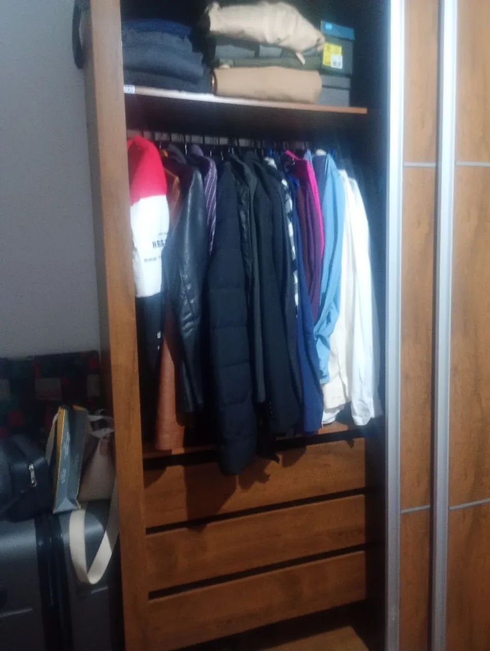 Vendo guarda roupa conservado  - Foto 4