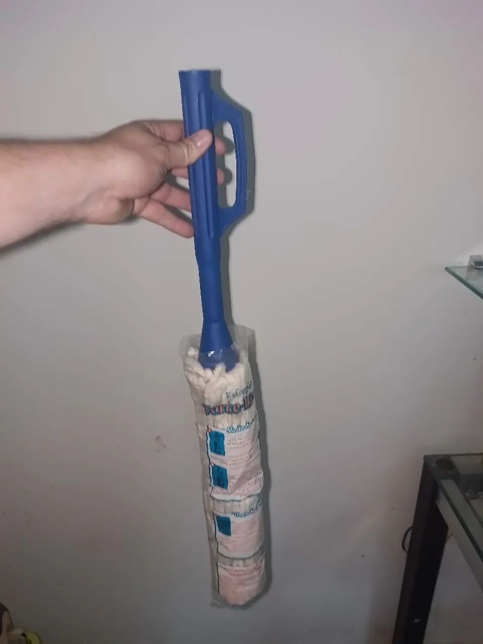 Mop esfregão com refil novo.