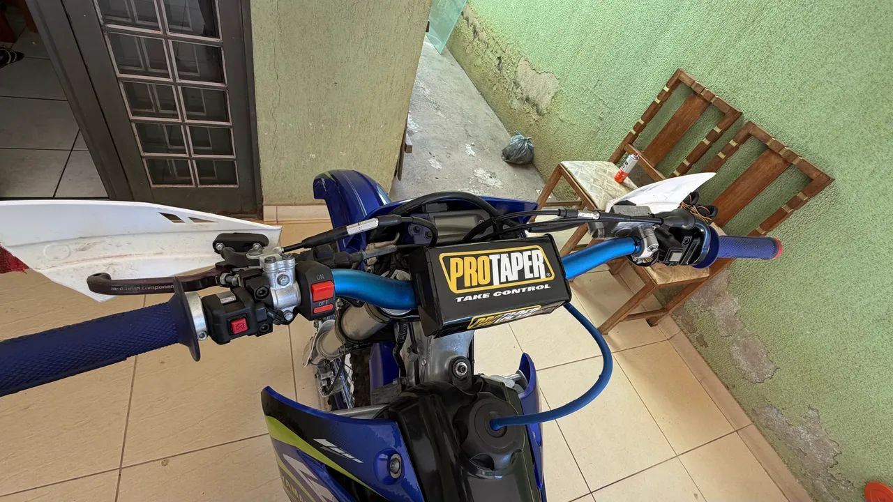 YAMAHA WR 450F 2009 - Foto 2