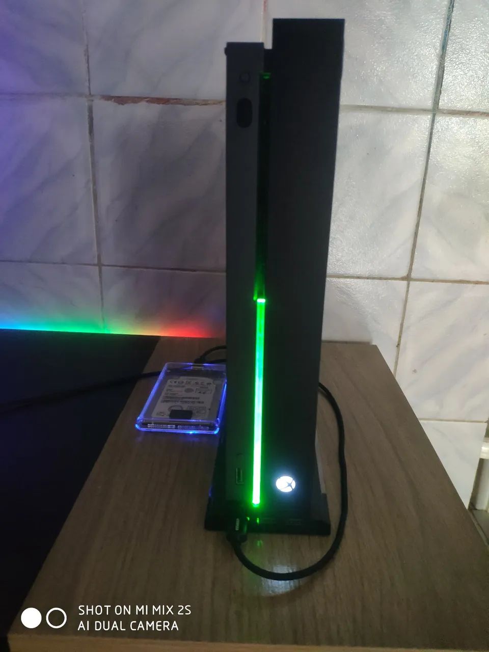 XBOX ONE X 4K 1TB - Foto 4