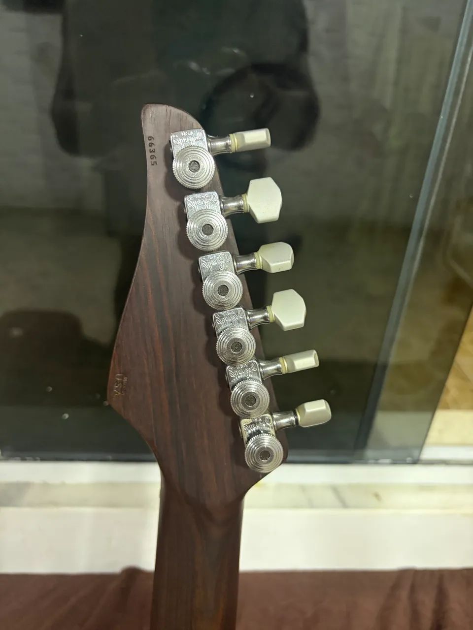 Guitarra com braco Suhr Walnut - Foto 4