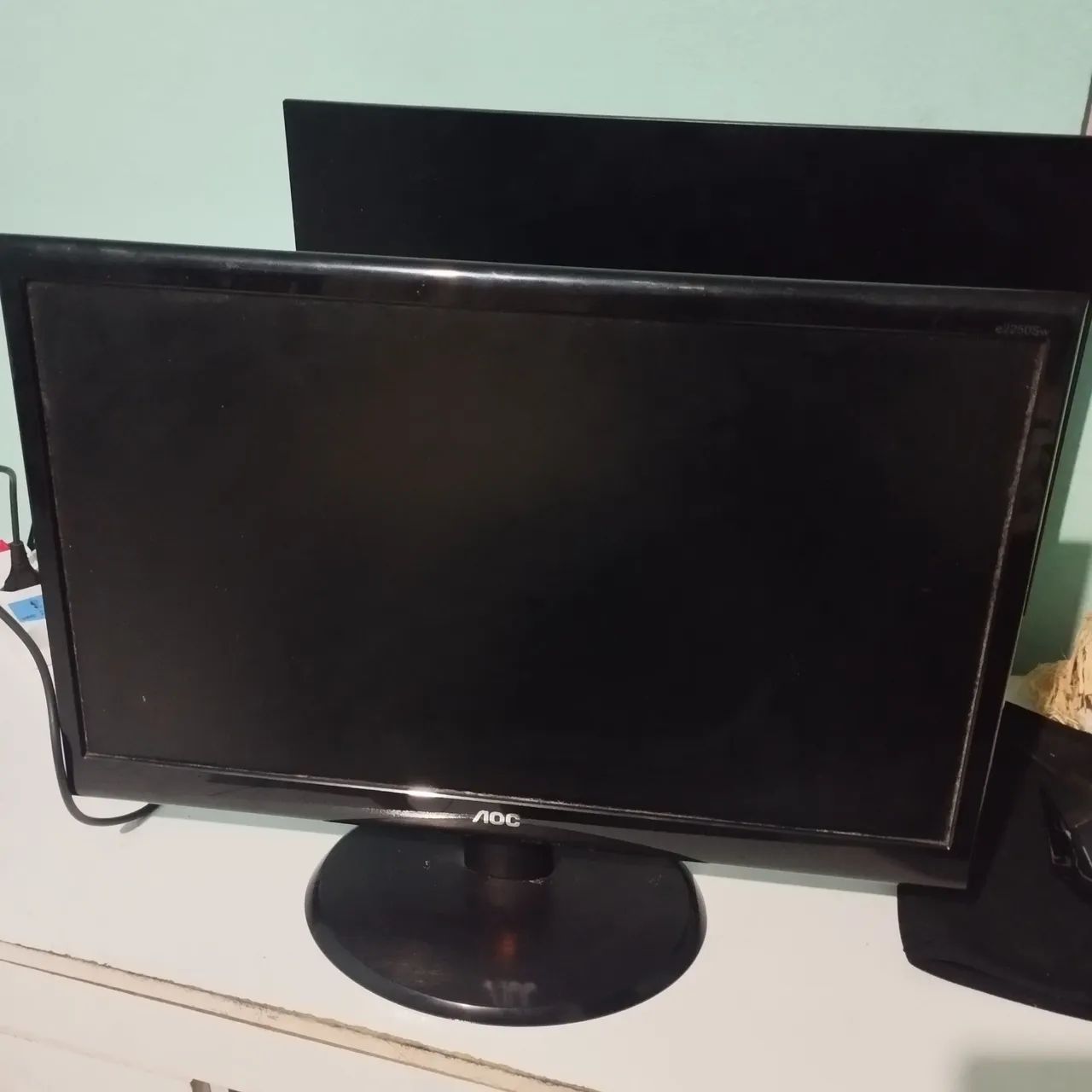 Monitor AOC 21'' (Defeito na tela)