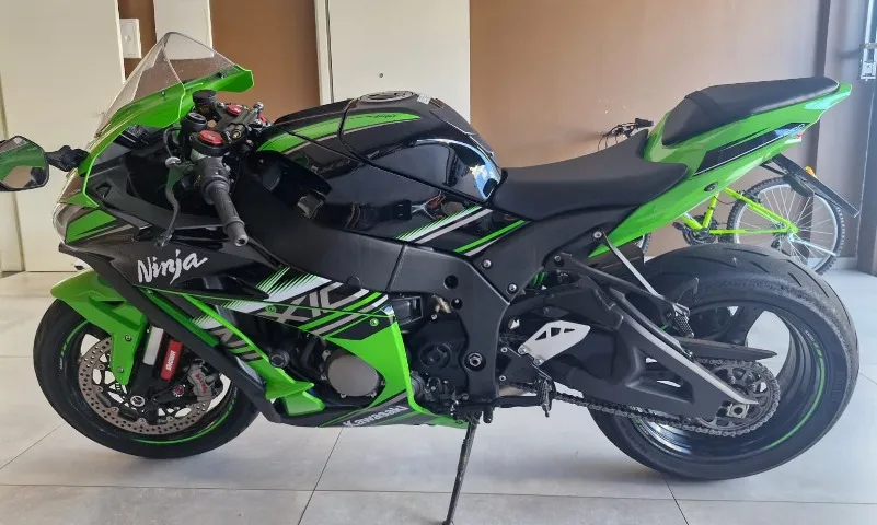 Motos Kawasaki Ninja 2017 - Vista Alegre, Rio Grande do Sul