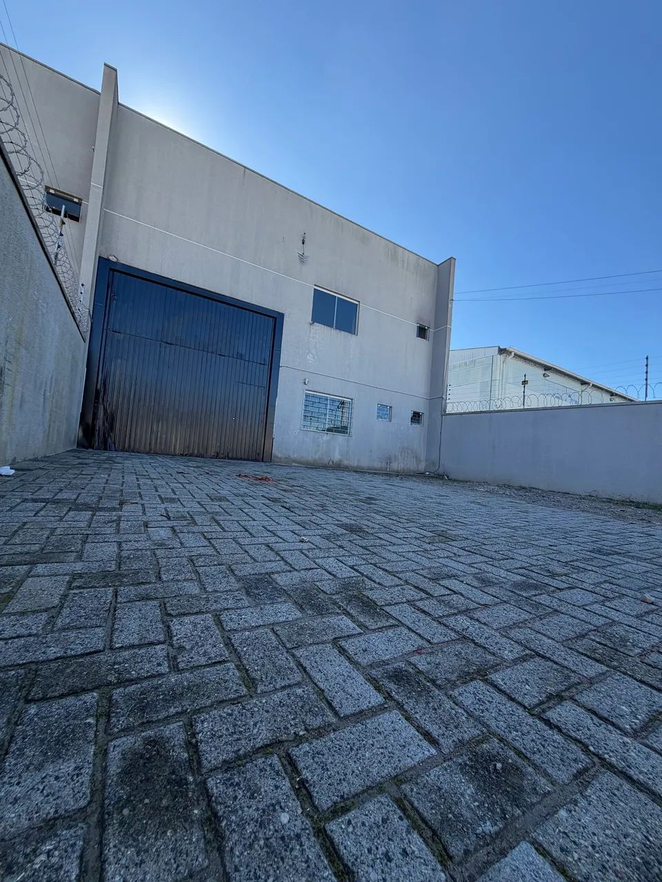 Barracão Pinhais 250m2 - Locação