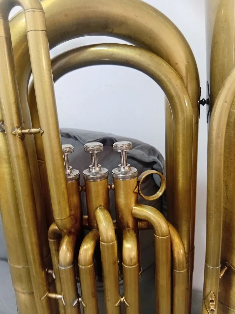 Tuba 3 pistos sib