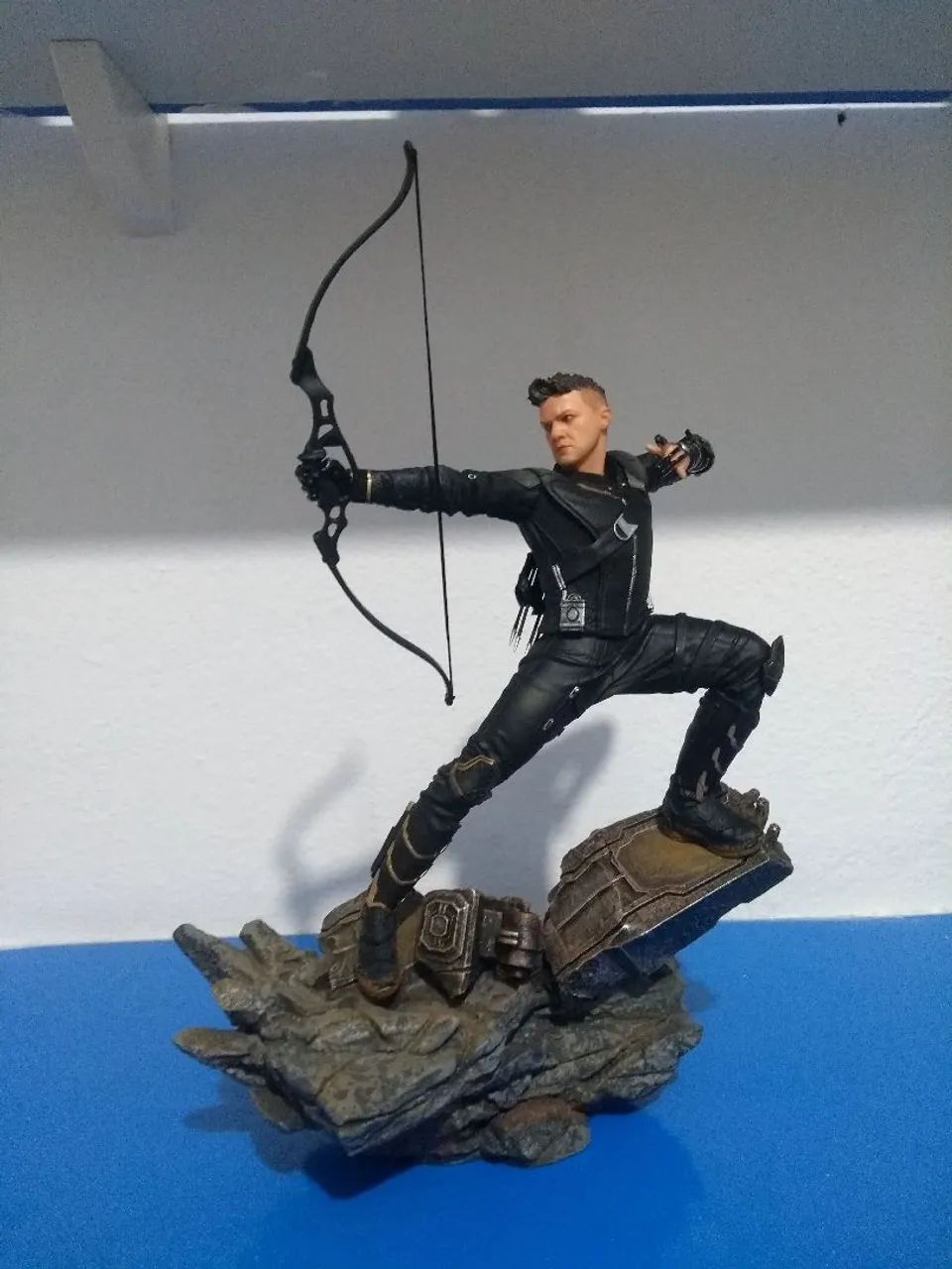 Action Figure Gavião Arqueiro 
