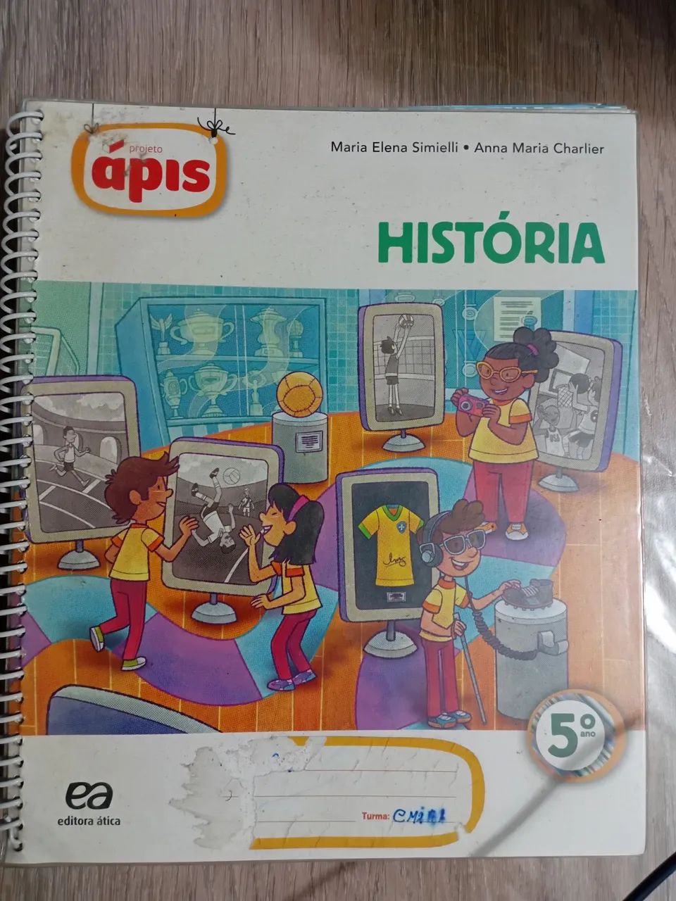 História Apis