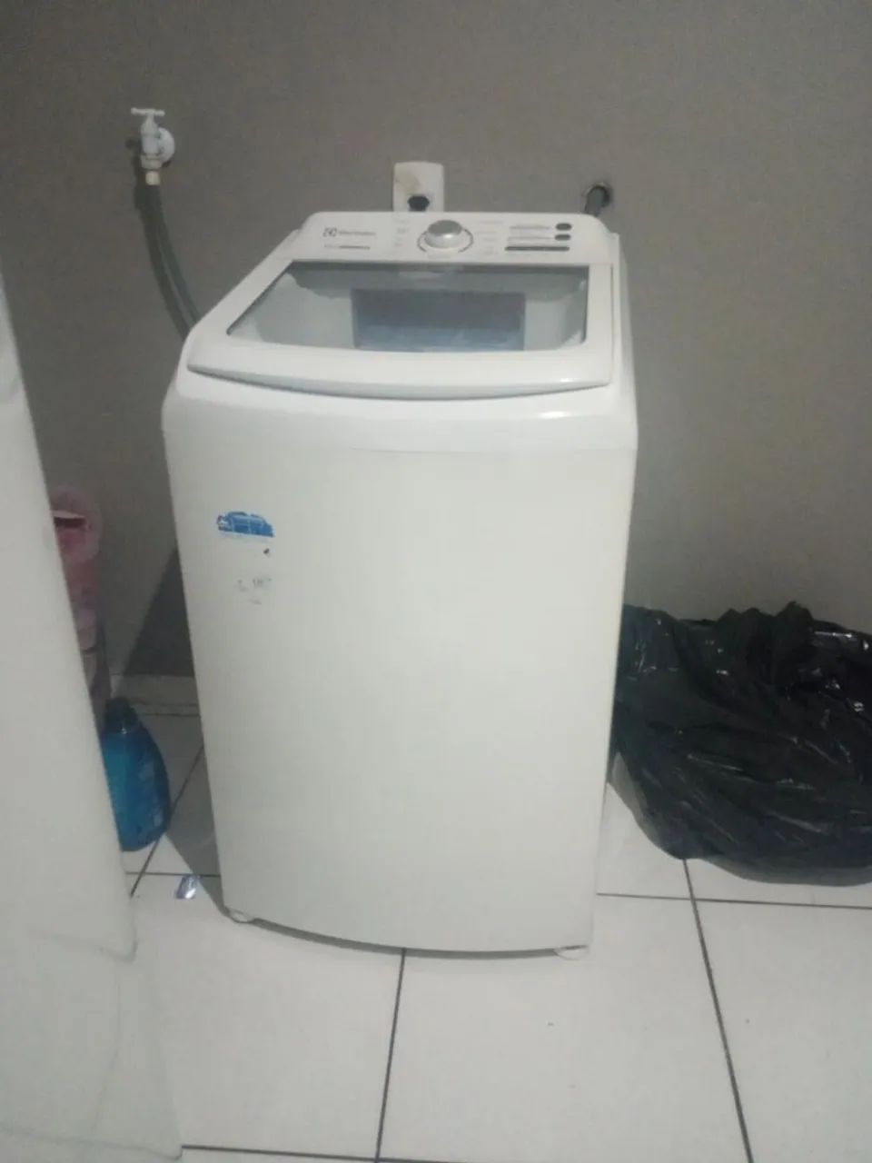 Máquina de lavar Eletrolux capacidade de 14kgs