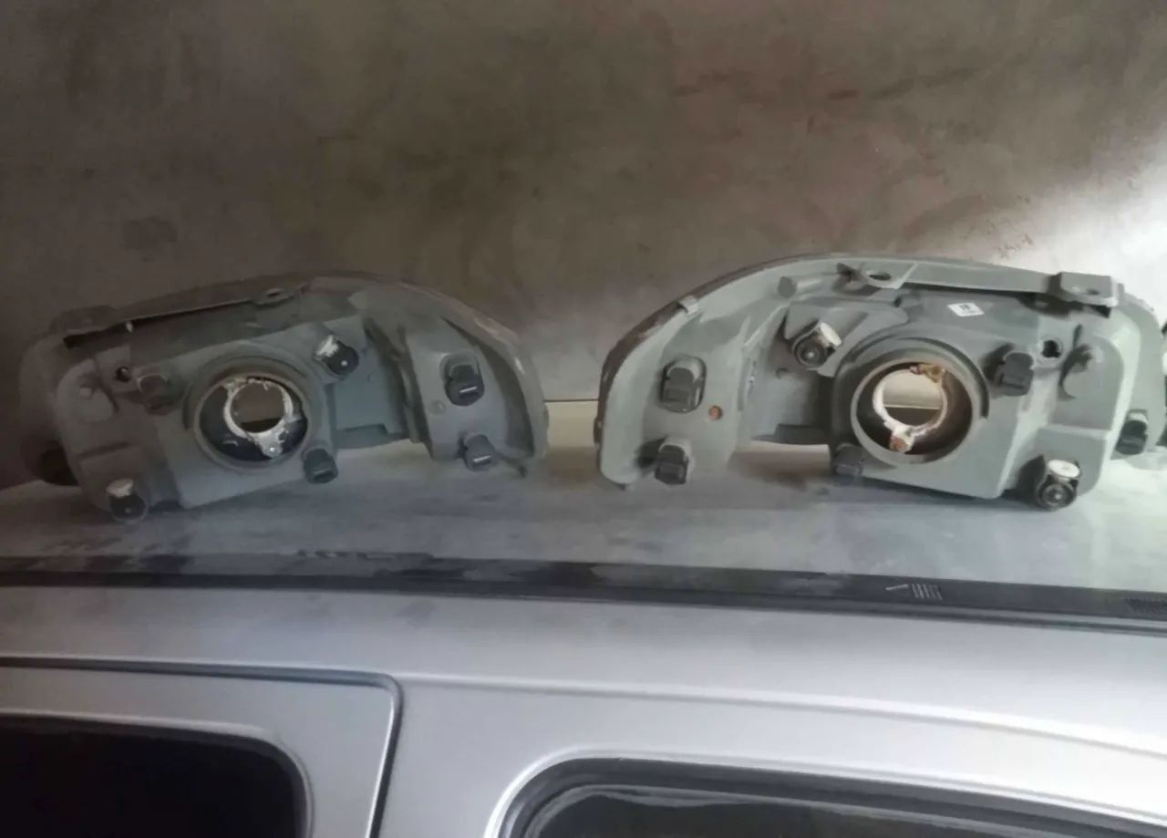 Farol para Gol  e saveiro  G4  - Foto 3