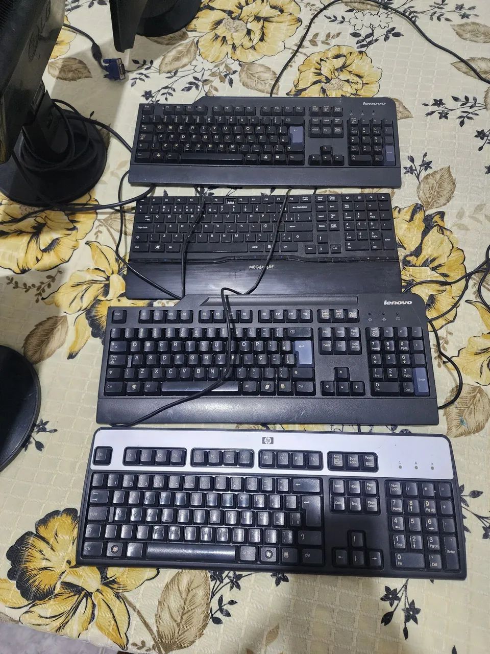 Monitores e teclados SOU DE CAPELA - Foto 3