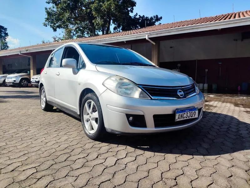 Nissan Tiida TIIDA S 1.8/1.8 Flex 16V Aut. 2011
