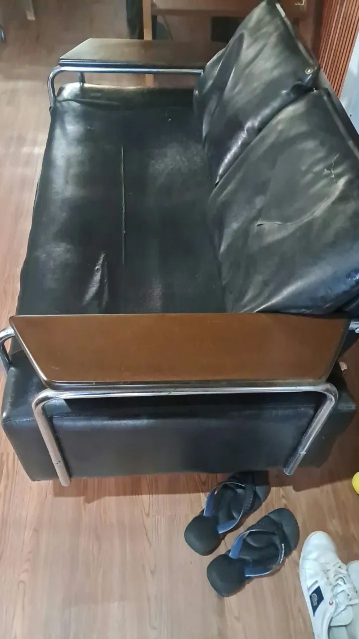 Sofá dois lugares