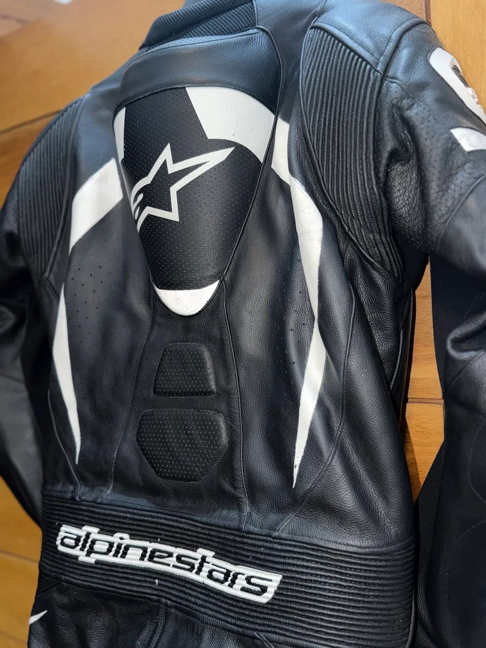 Vendo Macacão Alpinestar - Foto 2