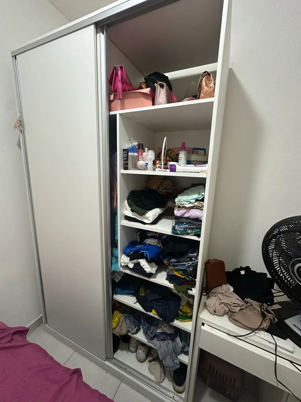 Guarda roupas MDF branca - Foto 2