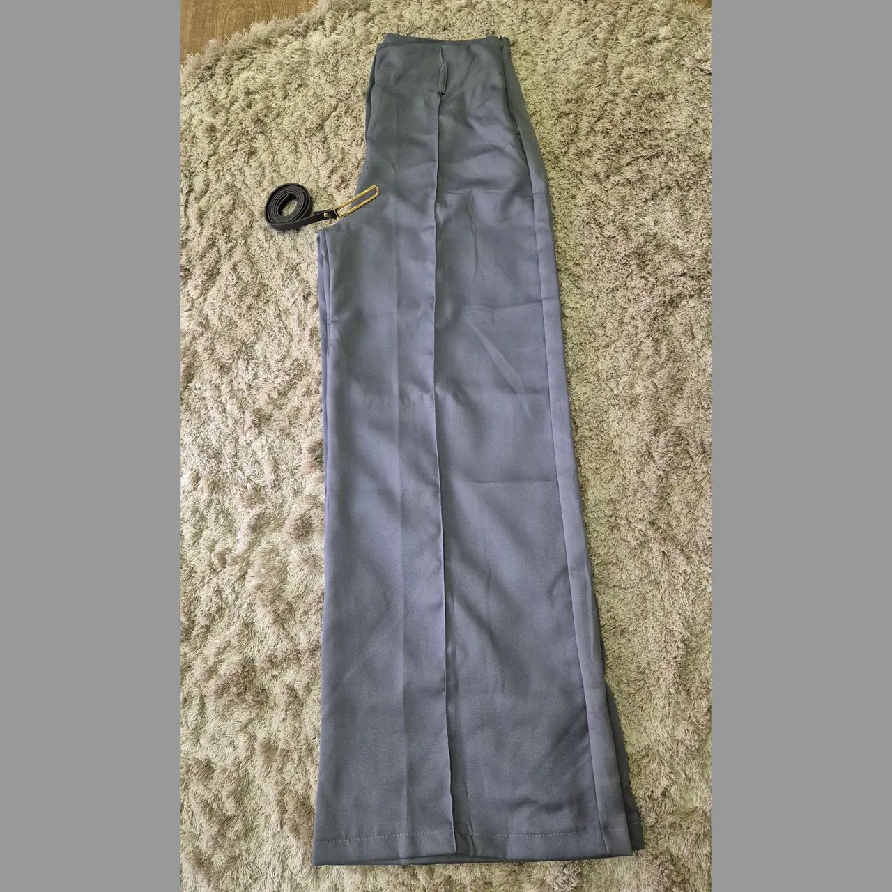 Calça social veste 38/40<br>? 45,00.