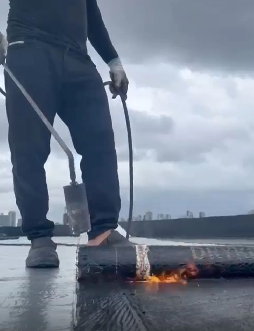 Impermeabilização com manta asfáltica 