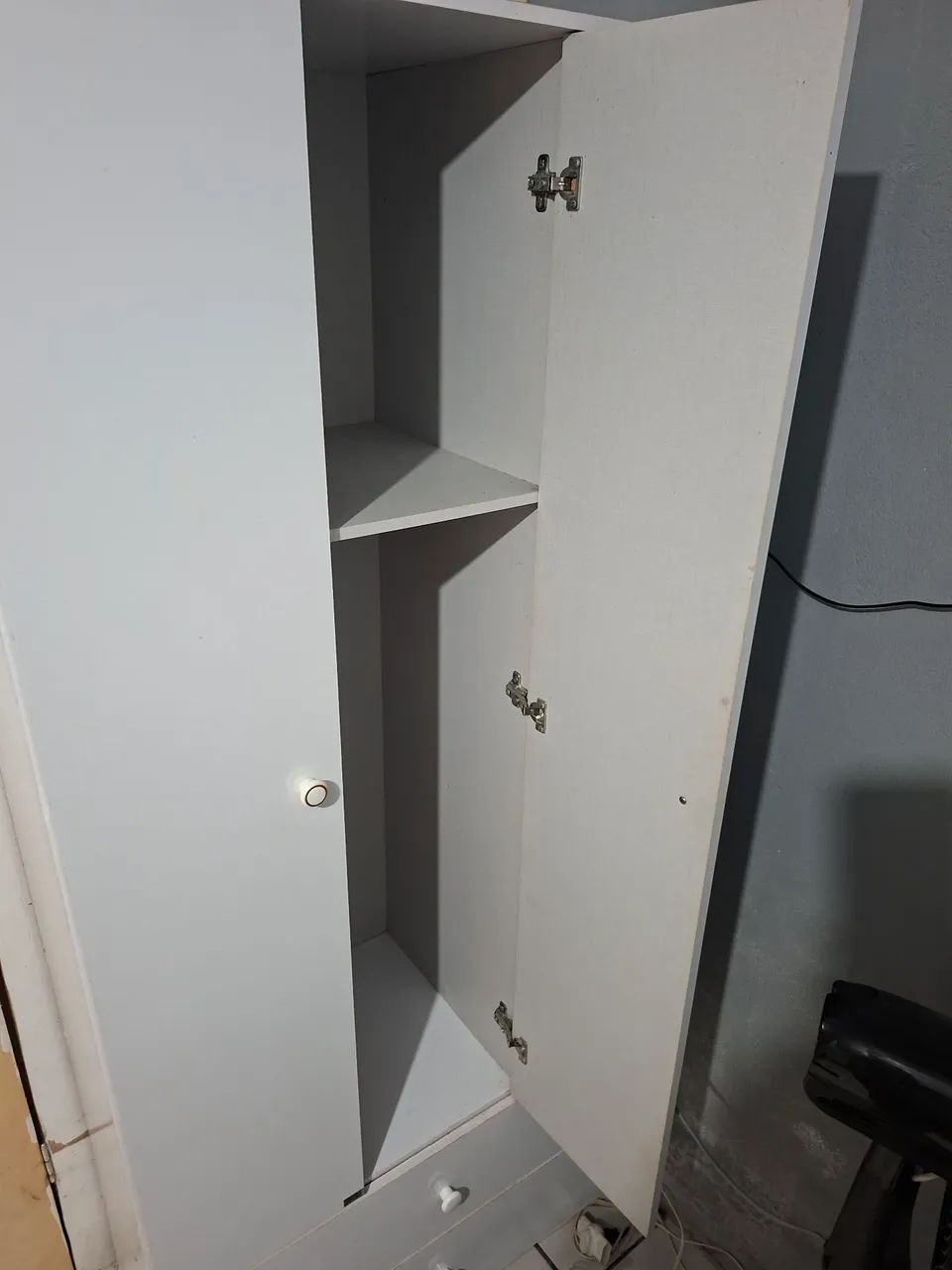 VENDE-SE GUARDA ROUPA INFANTIL - Sem entrega