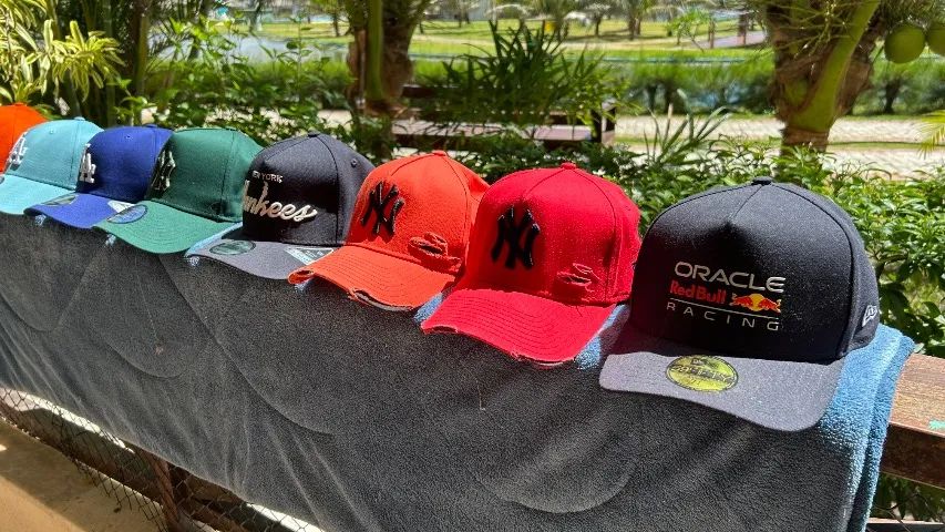Bonés originais ( poucas vezes usado ) - Foto 2
