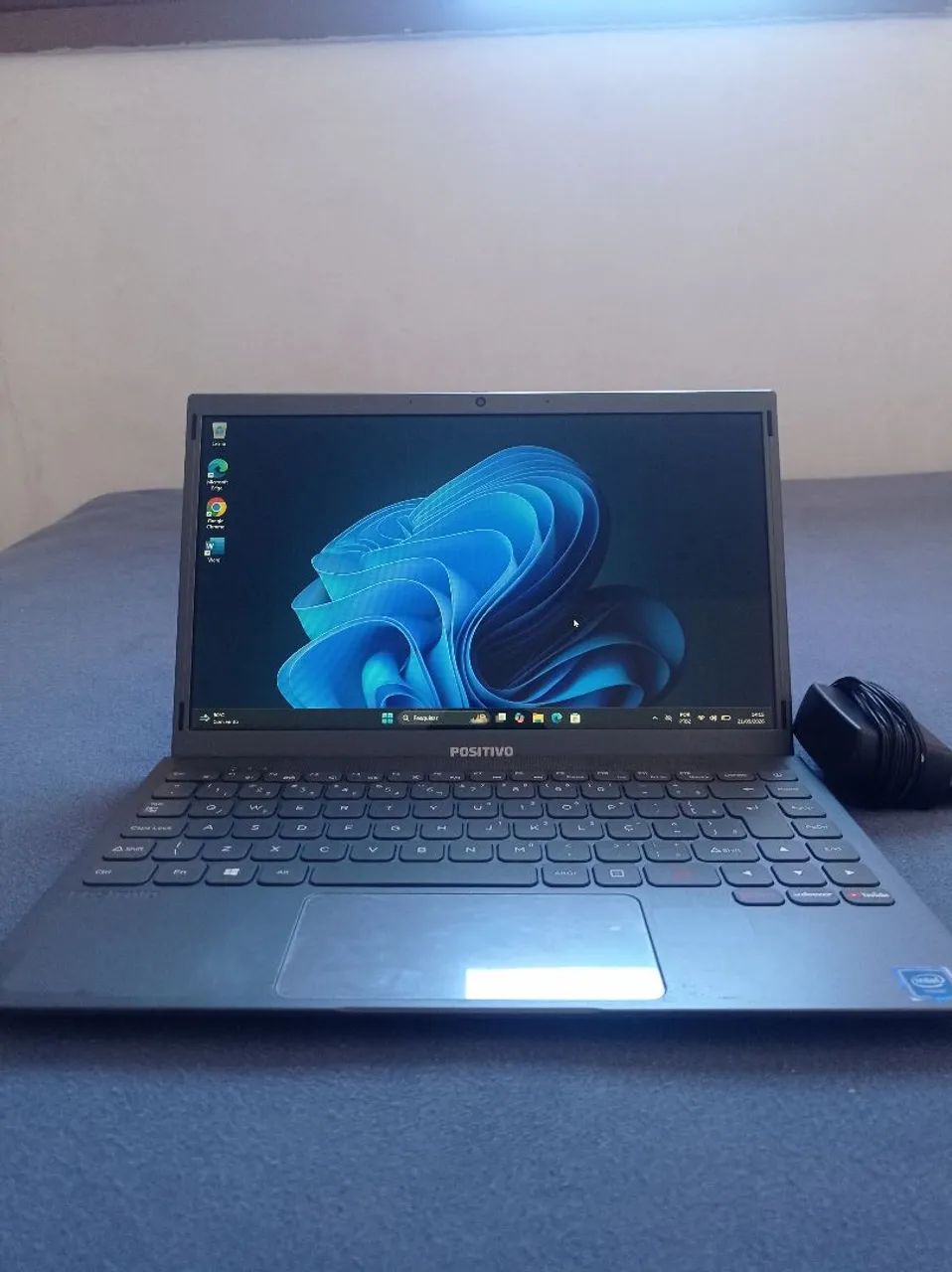 Notebook positivo com um probleminha no som mais resolve 