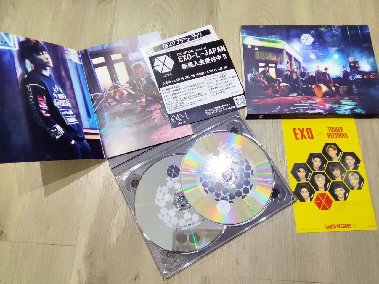 Álbum Japonês EXO - Coming Over (CD / DVD) - CDs, DVDs etc