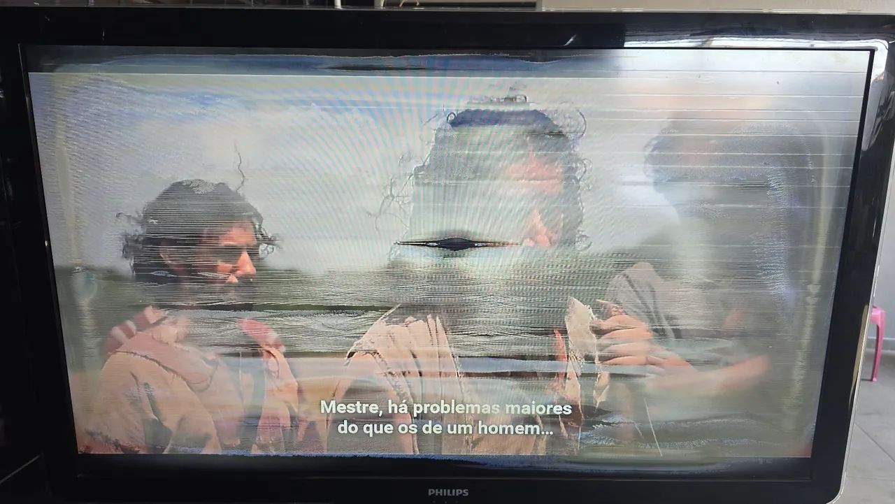 TV Philips 46" LED 46PFL5605D/78 - Foto 5