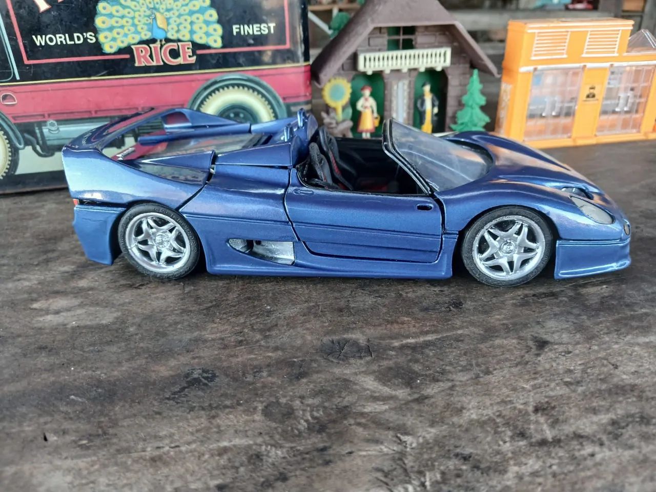 Miniatura Ferrari f50