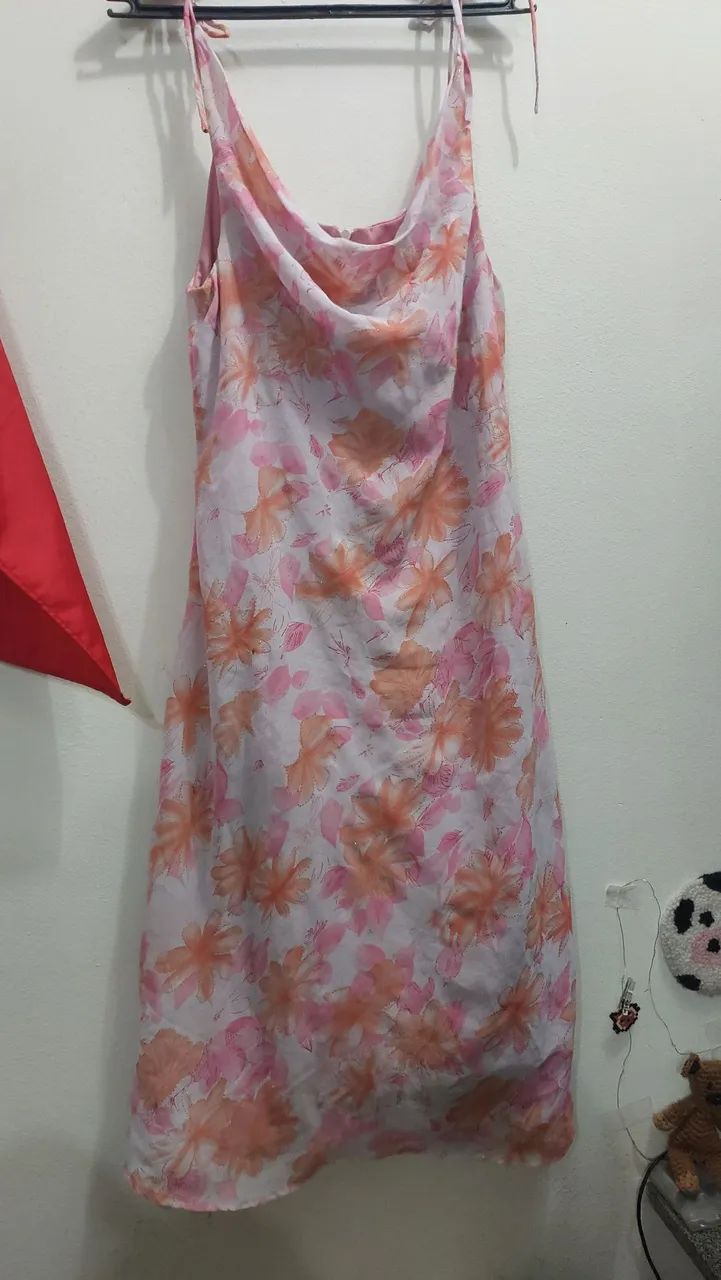 Vestidos vintages bordados e com babados  - Foto 4