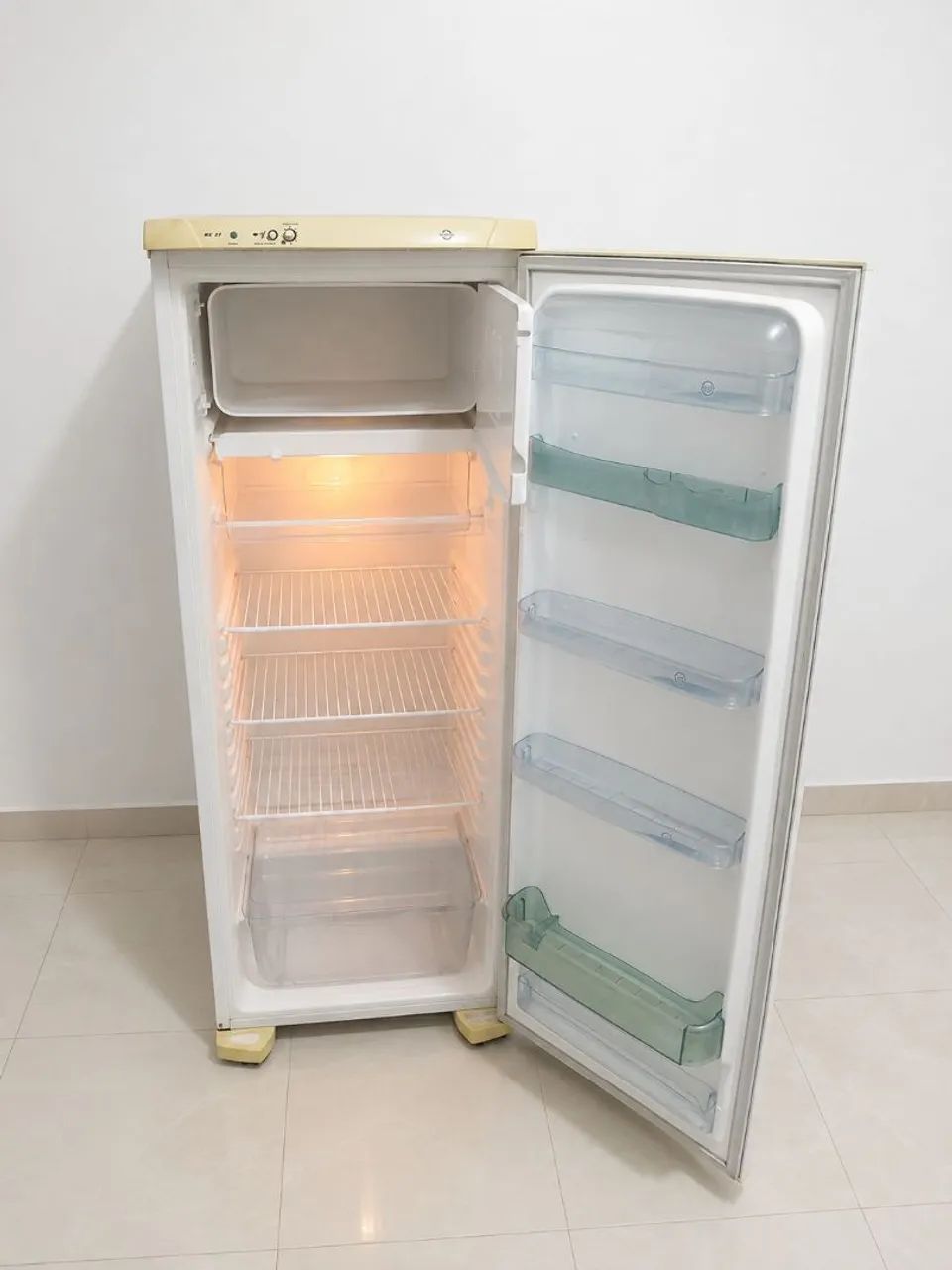 Geladeira eletrolux 110v - Foto 3