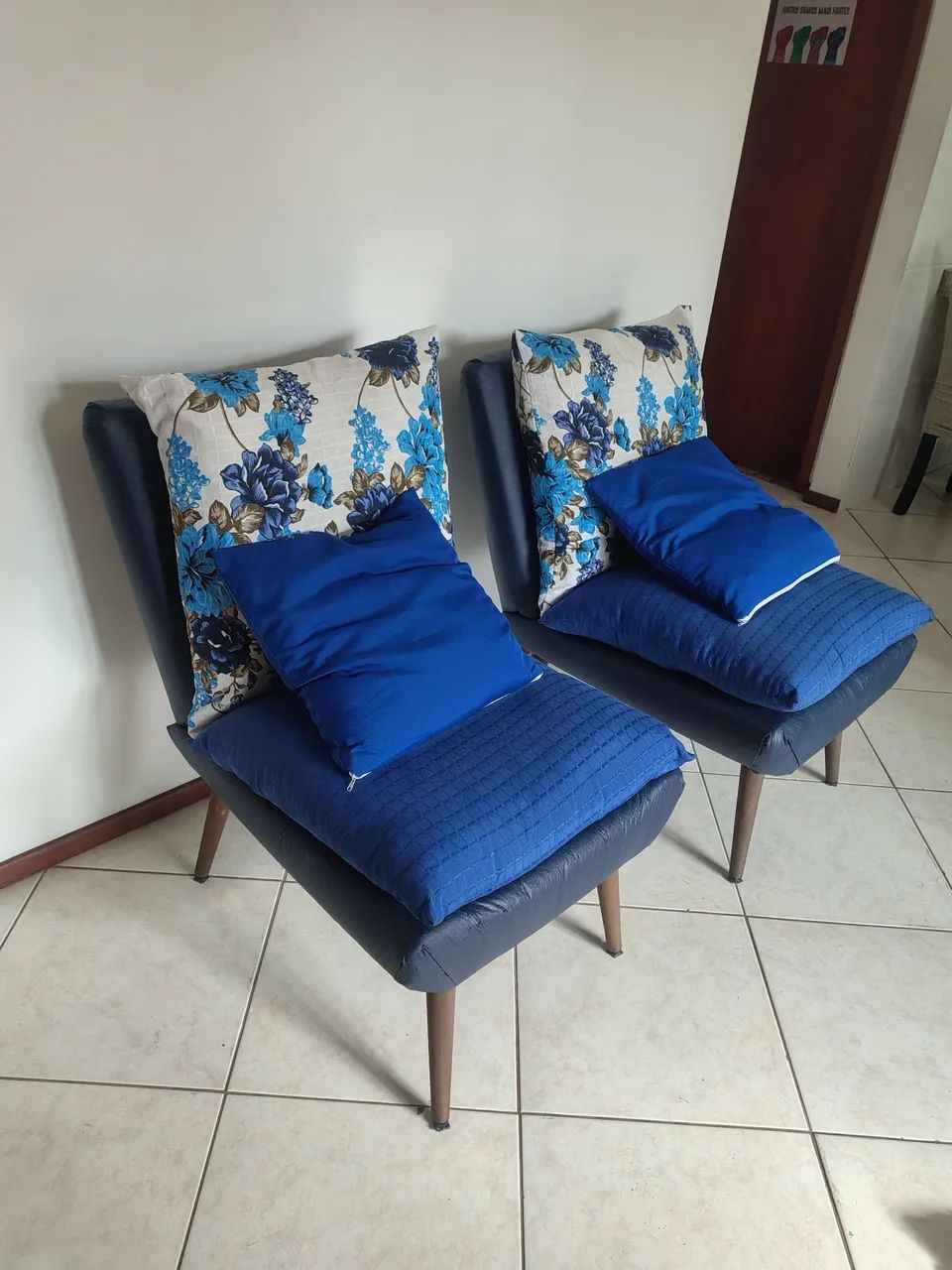 Conjunto sofá e poltrona  - Foto 5