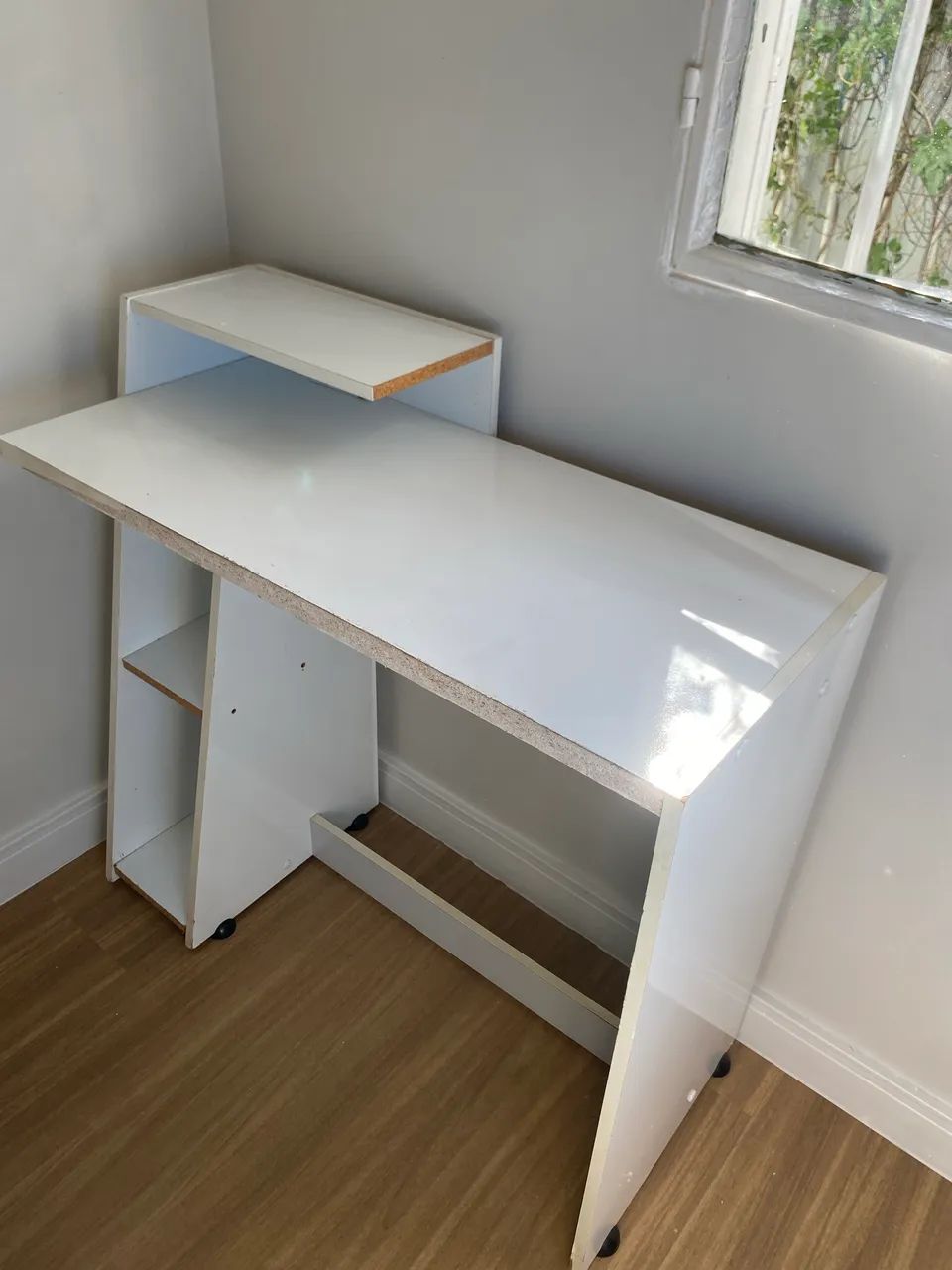 MESA DE DE TRABALHO/ ESTUDO NOVÍSSIMA