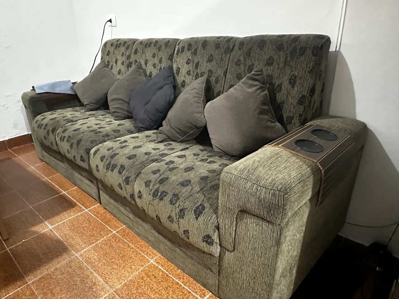 Sofá65746287853058120