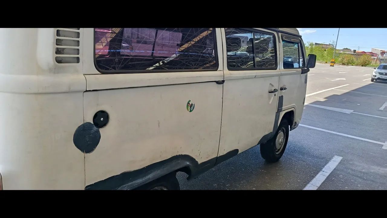 Volkswagen Kombi STANDARD 1.4 MI TOTAL FLEX 8V 2011