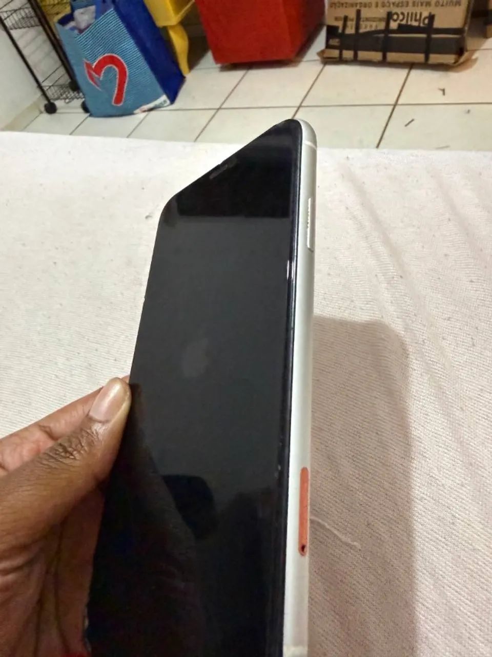 Iphone Xr em bom estado - Foto 4