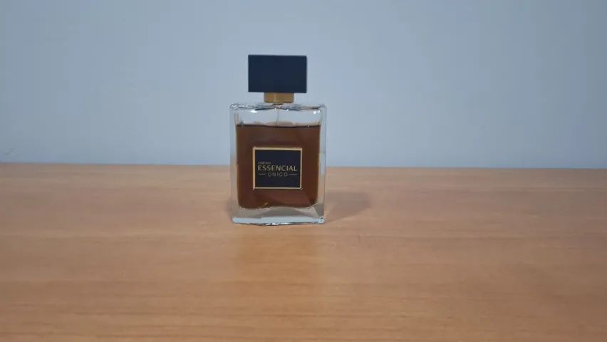 Perfume essencial único.