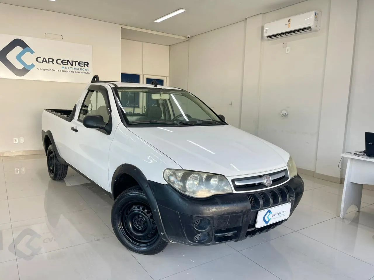 Fiat Strada 2012