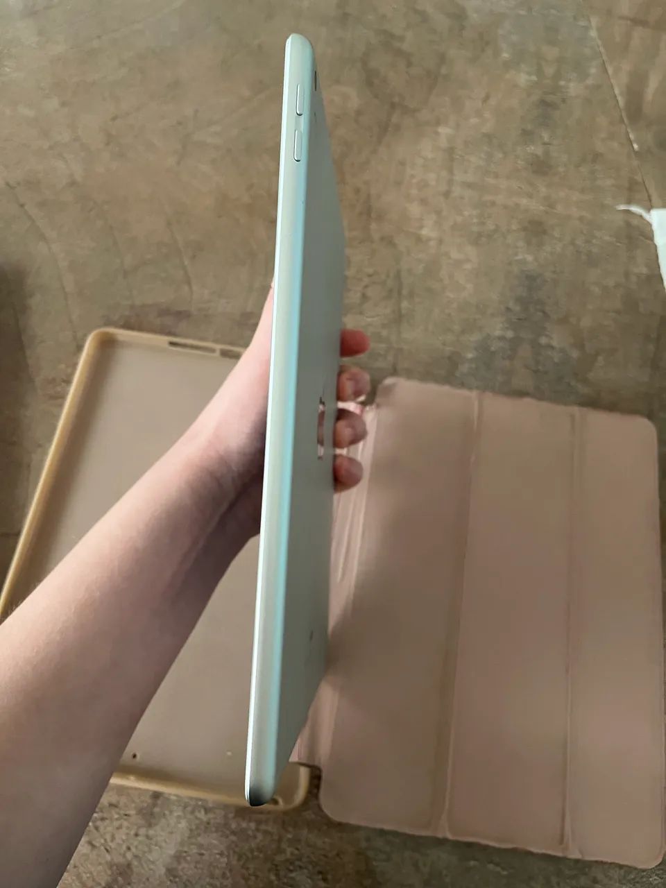 Vendo meu iPad 5ª Geração (2017)  - Foto 2