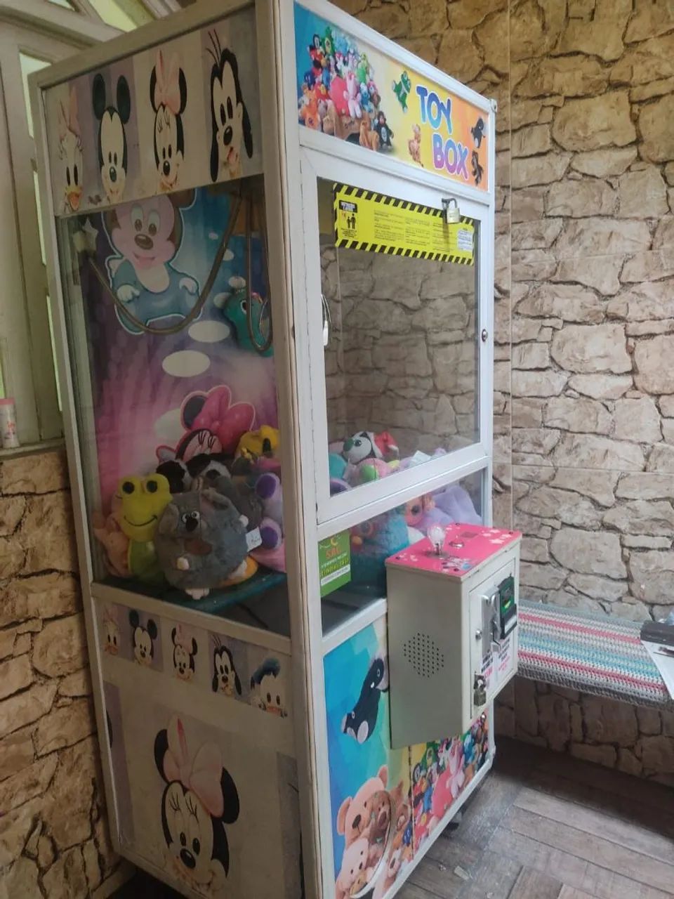 Máquina garra com 40 pelúcias - Foto 4